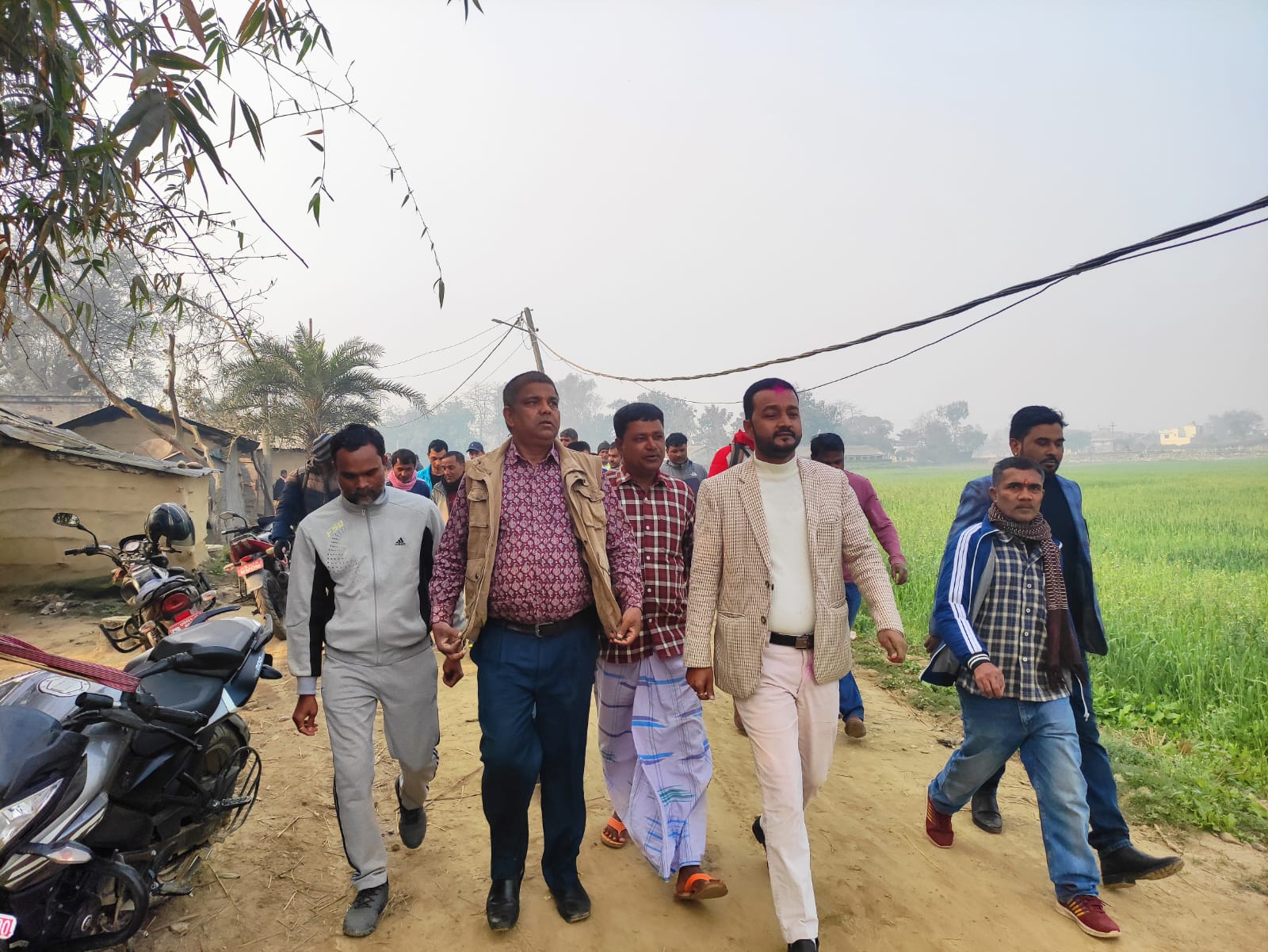 पूर्व मन्त्री यादवद्वारा सडकको स्थलगत अनुगमन 